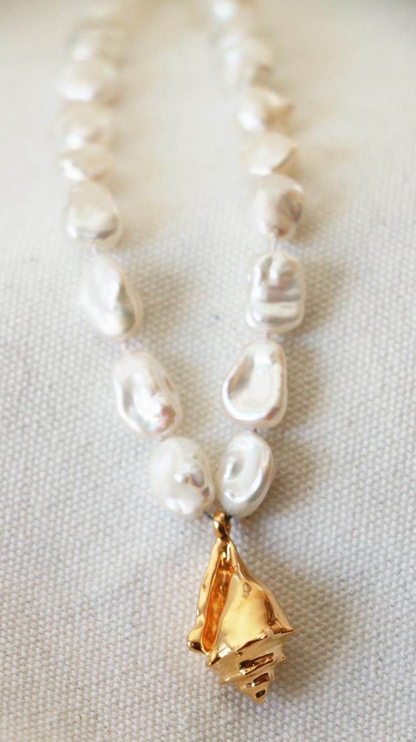 Aurora Eterna Necklace